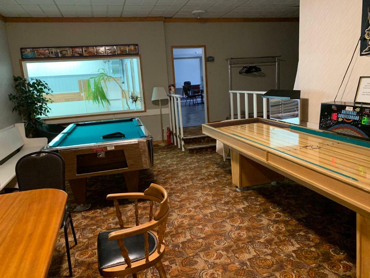 Sword Inn Bancroft Exteriér fotografie